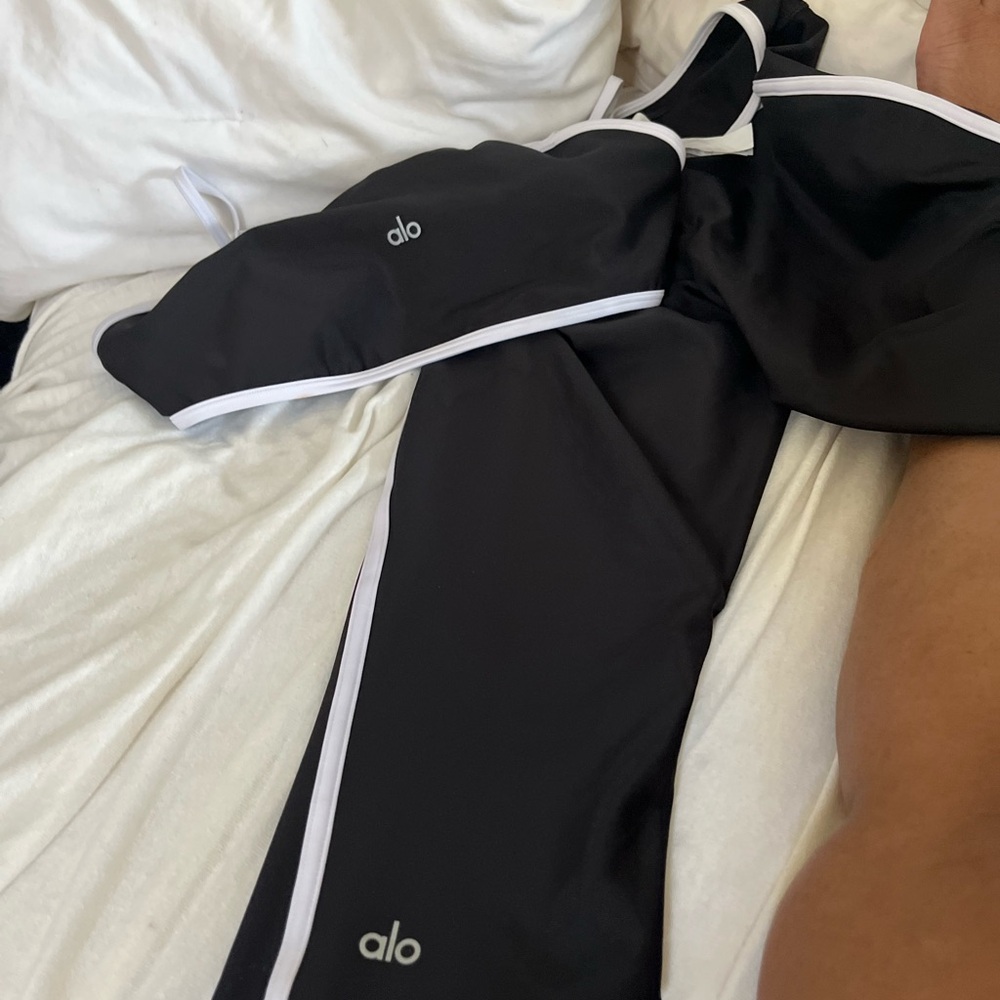 ALO Yoga Black and White Tracksuit